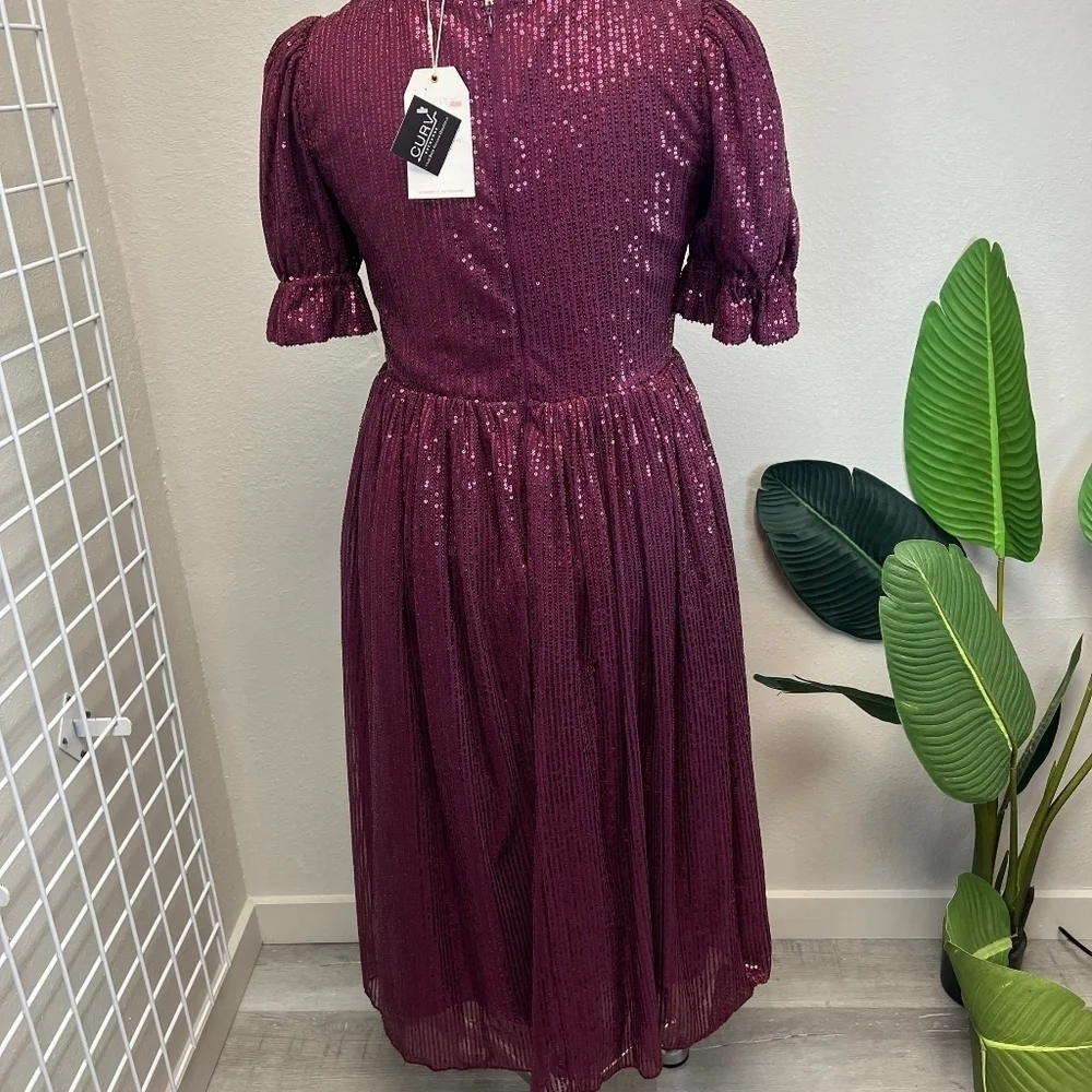 Ivy City Co Clara in Plum Sequin Dress - NEW - Size L
